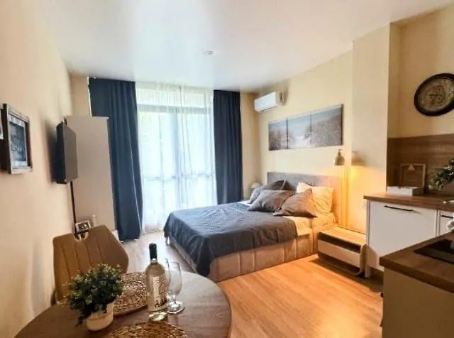 Wave & Wellness Lägenhet *