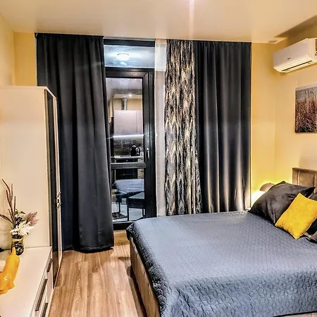 Wave & Wellness Free Parking Daire